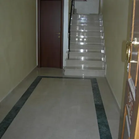 Vittoria House * Celano
